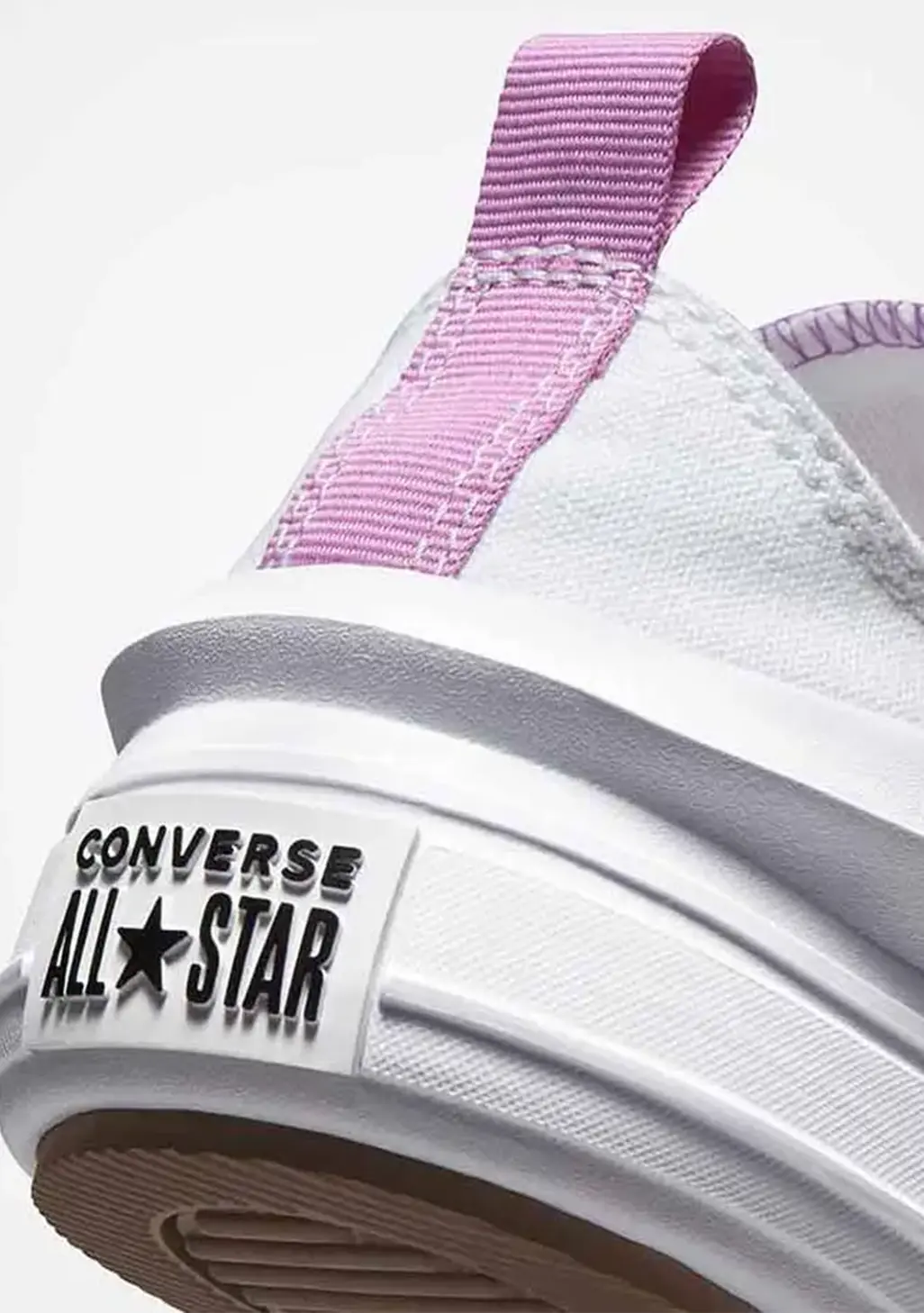 Converse – Size 3 /  Chuck Taylor All Star Infantil - Image 2